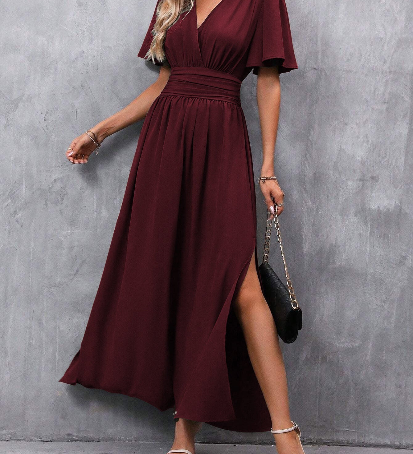 Laura - Elegáns fekete maxi ruha